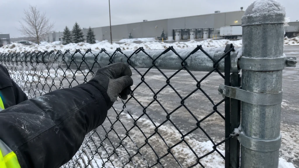 Galvanized vs Galvalume vs Vinyl Coated Chain Link